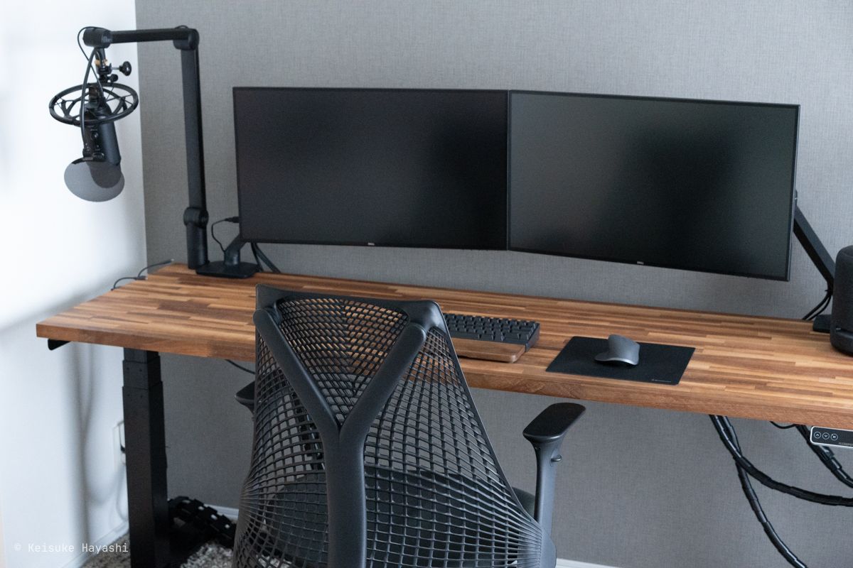デスクの全体像