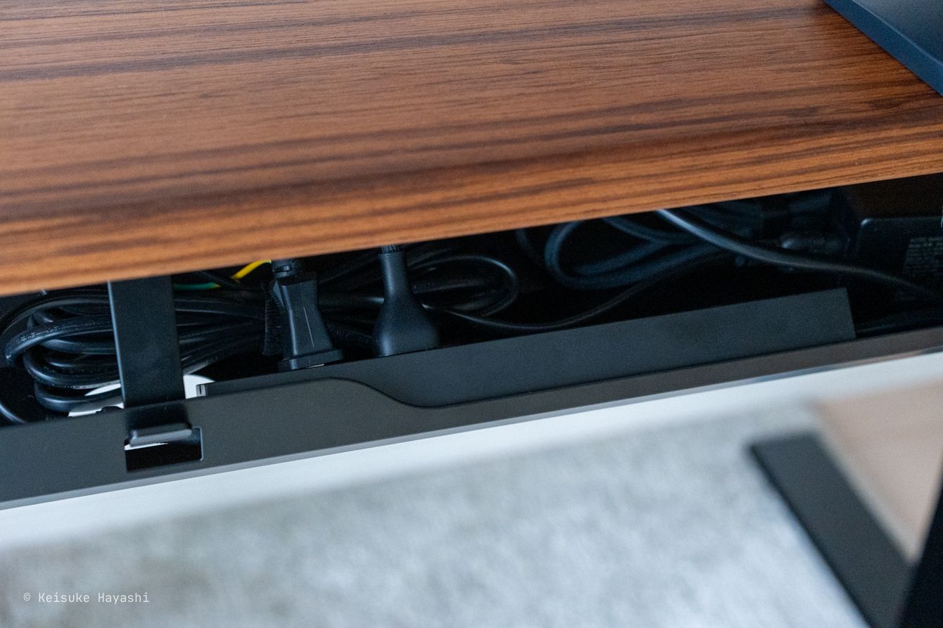 電源タップ｜エレコムT-KM01-2620BK