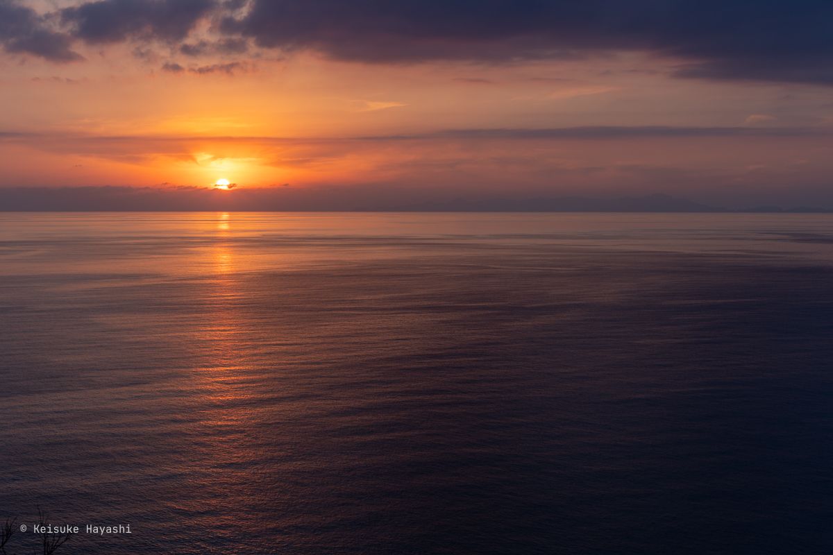 海と夕陽